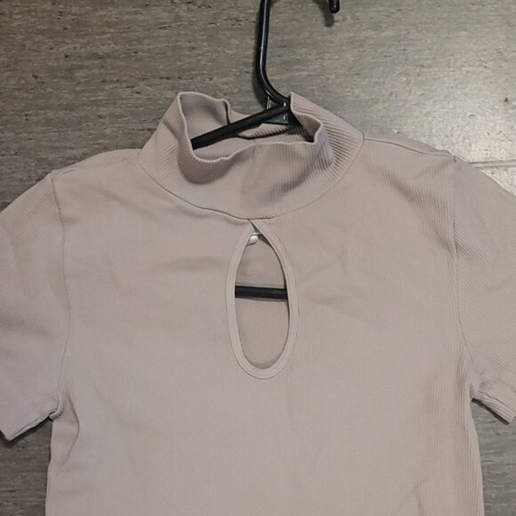 Guess micro-mini dress M stretchy - Picture 2 of 13